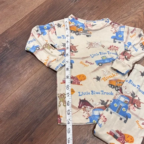 Little Blue Truck Matching Pajama Set Storybook 3T - Picture 4 of 10